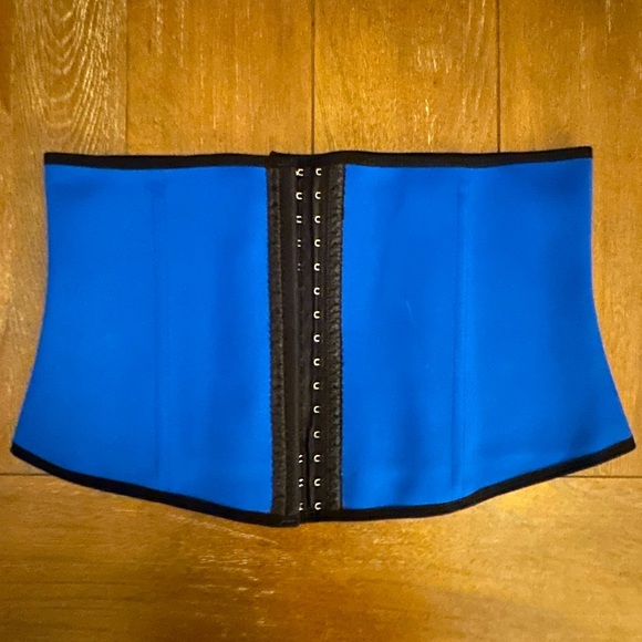 Intimates & Sleepwear New Waist Trainer Xxl Never Used Poshmark